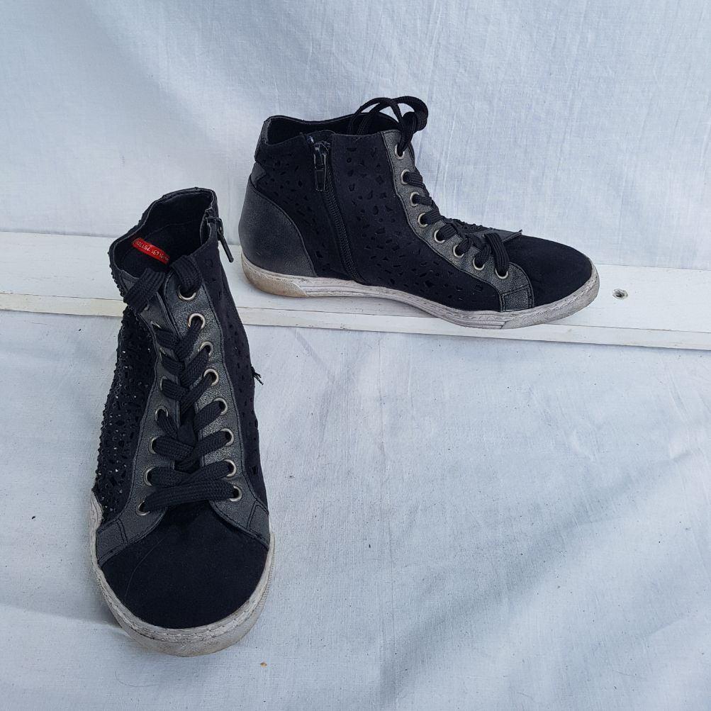 Stoere zwarte sneakers, strass. mt 36. Merk Graceland, ., Schoenen, Ophalen of Verzenden, Zo goed als nieuw