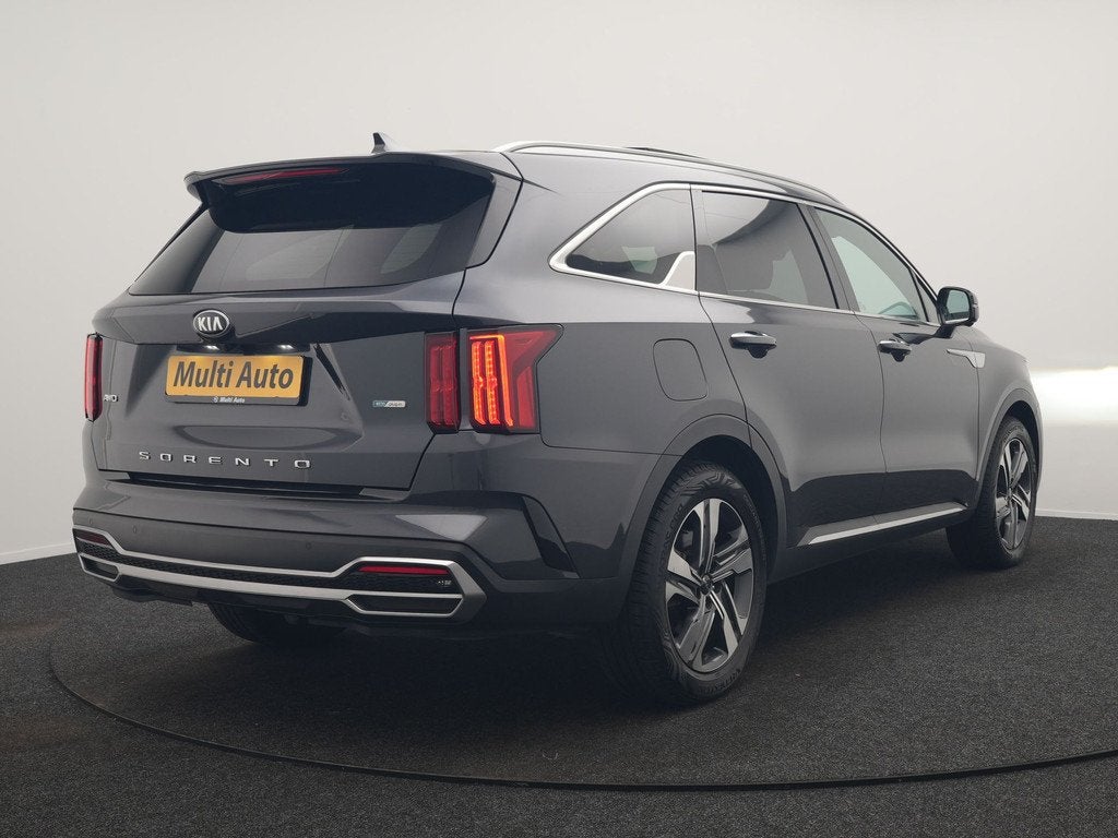Kia Sorento 1.6 T-GDI 4WD ExecutiveLine PHEV 265pk Dealer O., Auto's, Kia, Gebruikt, Zwart, 4 cilinders, Hybride Elektrisch/Benzine