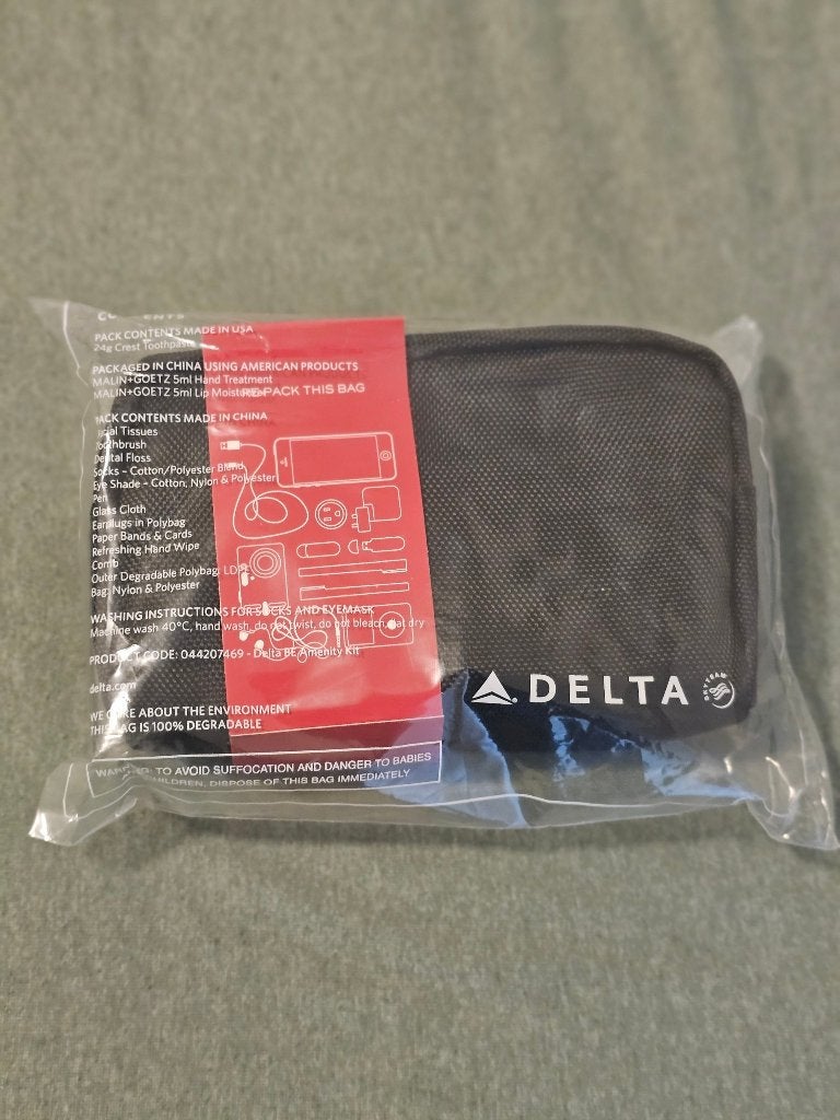 TUMI x Delta Airlines Amenity Kit, Ophalen of Verzenden, Nieuw