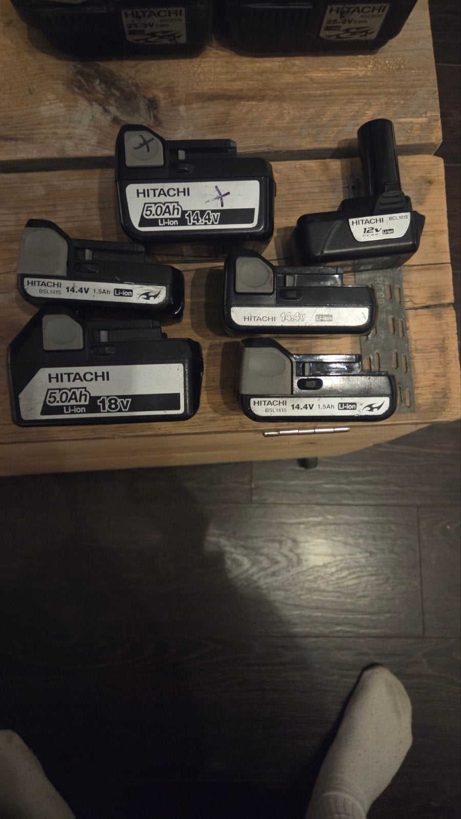 Diverse accu's Hitachi, DeWalt, Milwaukee, Bosch - defect, Ophalen of Verzenden