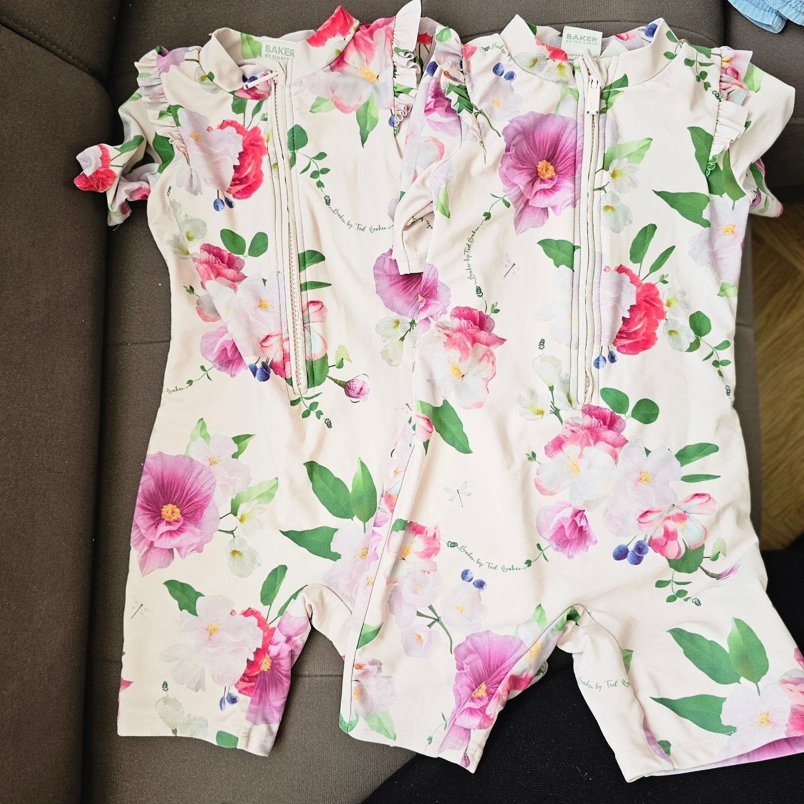 Ted Baker  2 zwemvest, Kinderen en Baby's, Maat 104, Badpak, Ophalen of Verzenden, Zo goed als nieuw