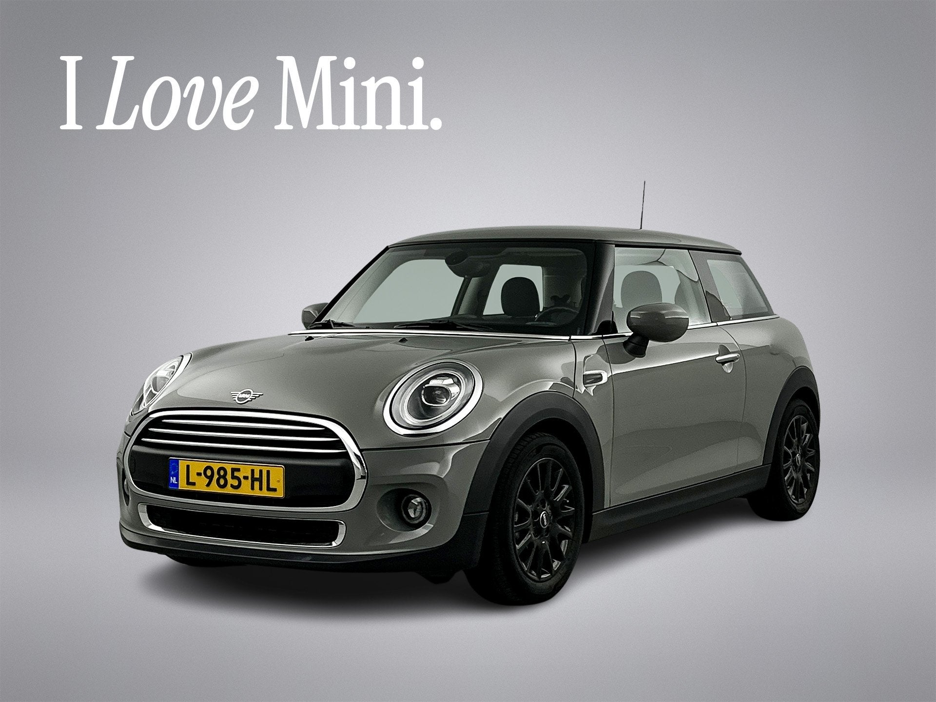 MINI Cooper 1.5 one Classic Facelift Digital Cockpit/Carplay, Voorwielaandrijving, Dealer onderhouden, Stof, Gebruikt