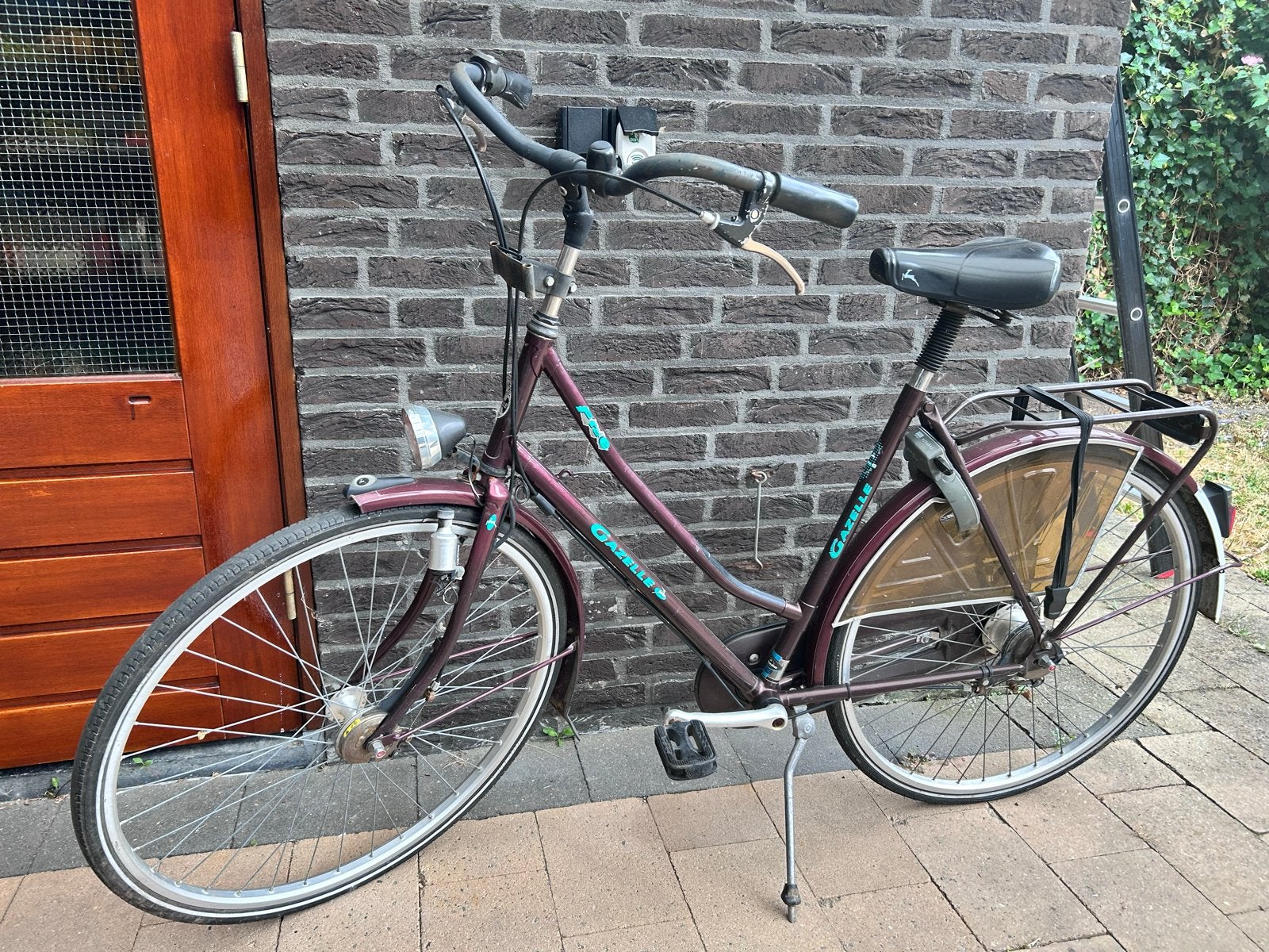 Gazelle fiets met versnellingen en terugtraprem, Fietsen en Brommers, Fietsen | Dames | Damesfietsen, Terugtraprem, Gebruikt, Versnellingen