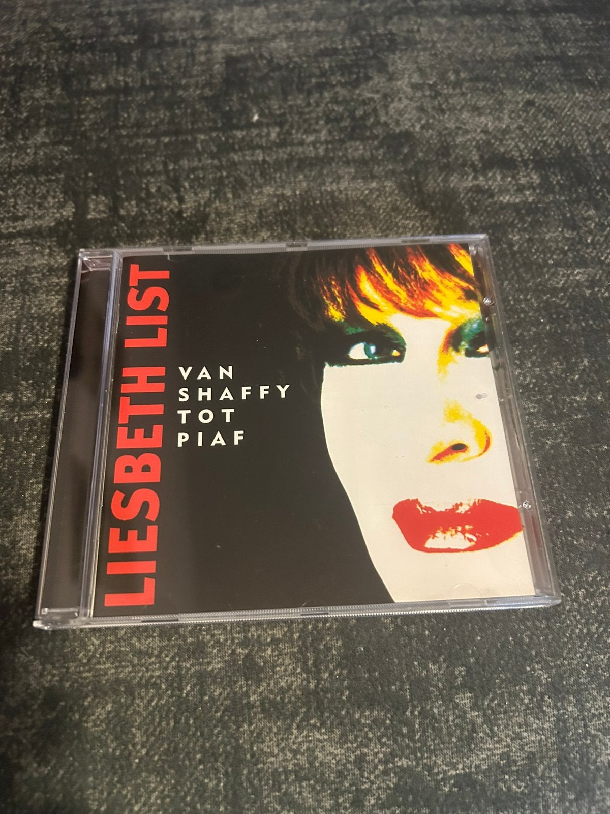 LIESBETH LIST VAN SHAFFY TOT PIAF 2001, Ophalen of Verzenden, Zo goed als nieuw, Levenslied of Smartlap