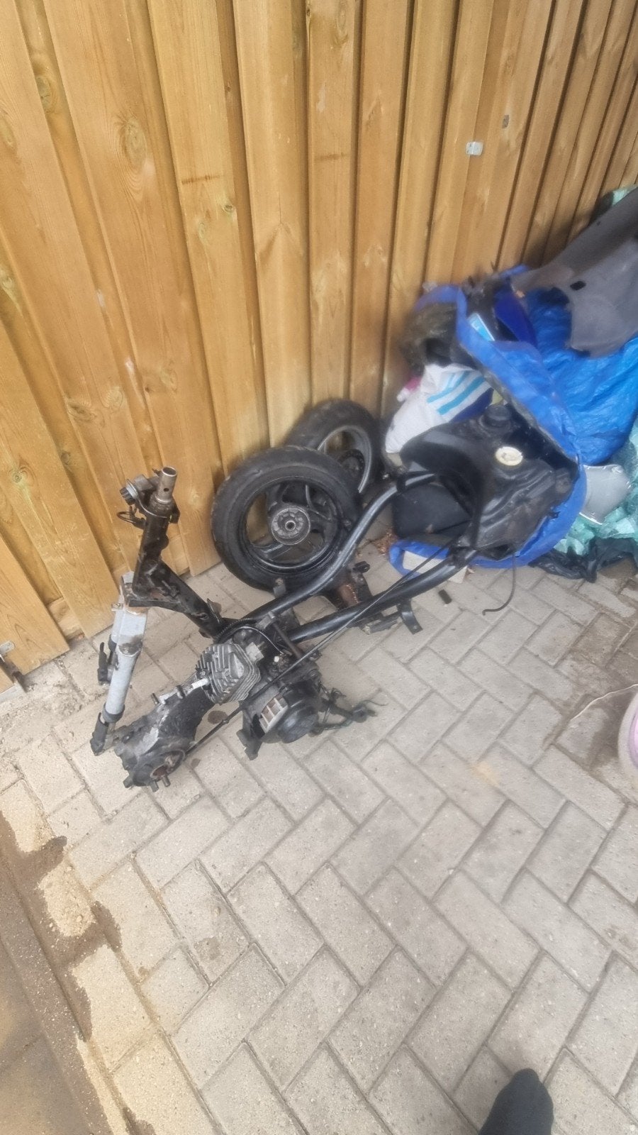 Scooter frame met motorblok, Fietsen en Brommers, Ophalen of Verzenden, Gebruikt, Frame, Vivacity