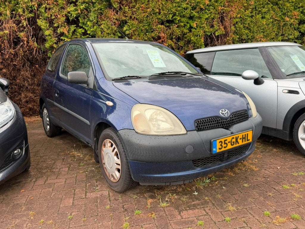 Toyota YARIS MEENEEMPRIJS!! 1.0-16V VVT-I Terra Airco/Radio/, Auto's, Toyota, Voorwielaandrijving, Gebruikt, 4 cilinders, 68 pk