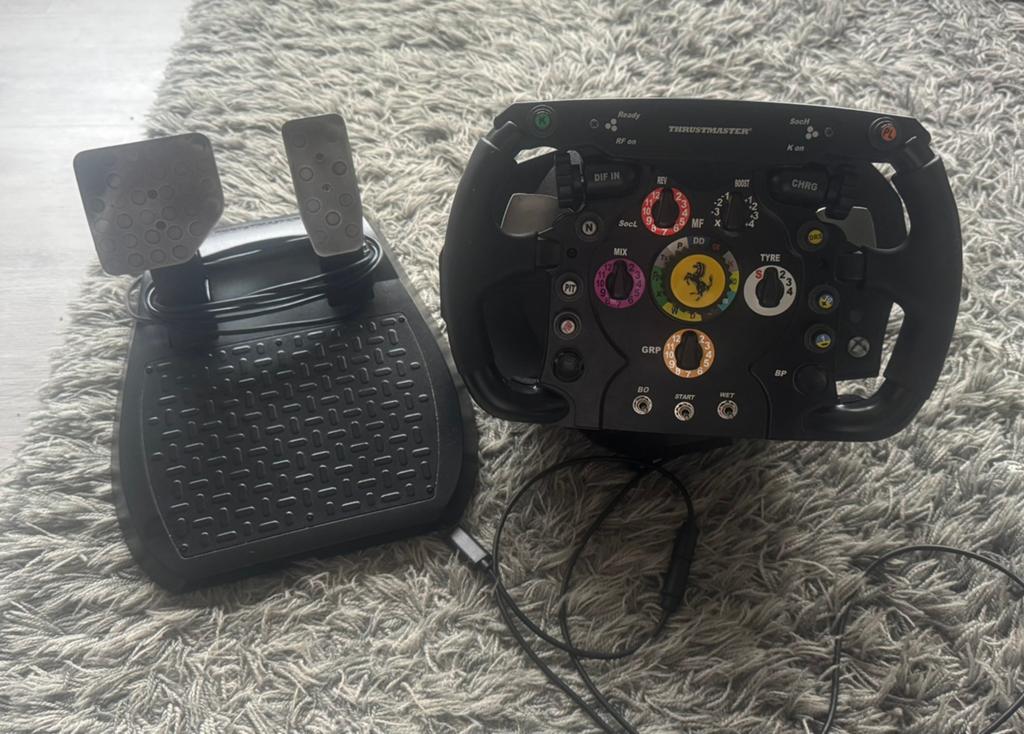 Thrustmaster TX Ferrari 458 italia, Ophalen, Zo goed als nieuw, Stuurtje of Sportattribuut