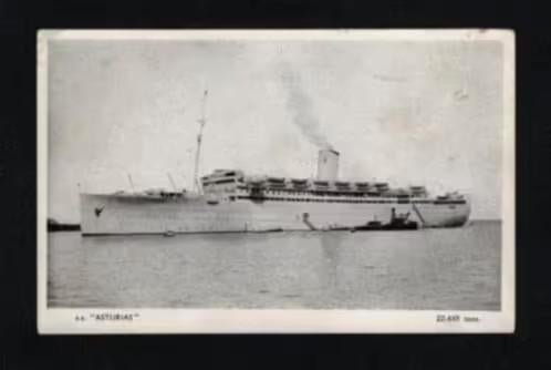 Transportschip S.S. Asturias Indië naar Nederland, Pekela., Ophalen of Verzenden, 1940 tot 1960, Gelopen, Voertuig