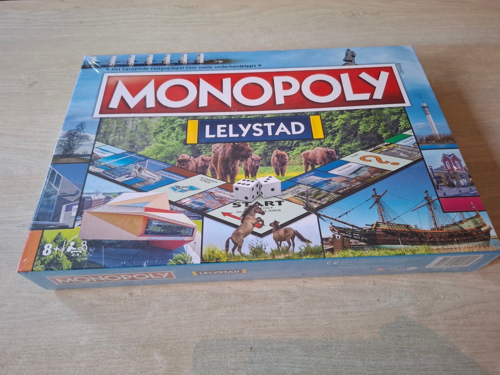 Monopoly Lelystad - Nieuw in seal, Identity Games, Nieuw, Ophalen of Verzenden, Hasbro