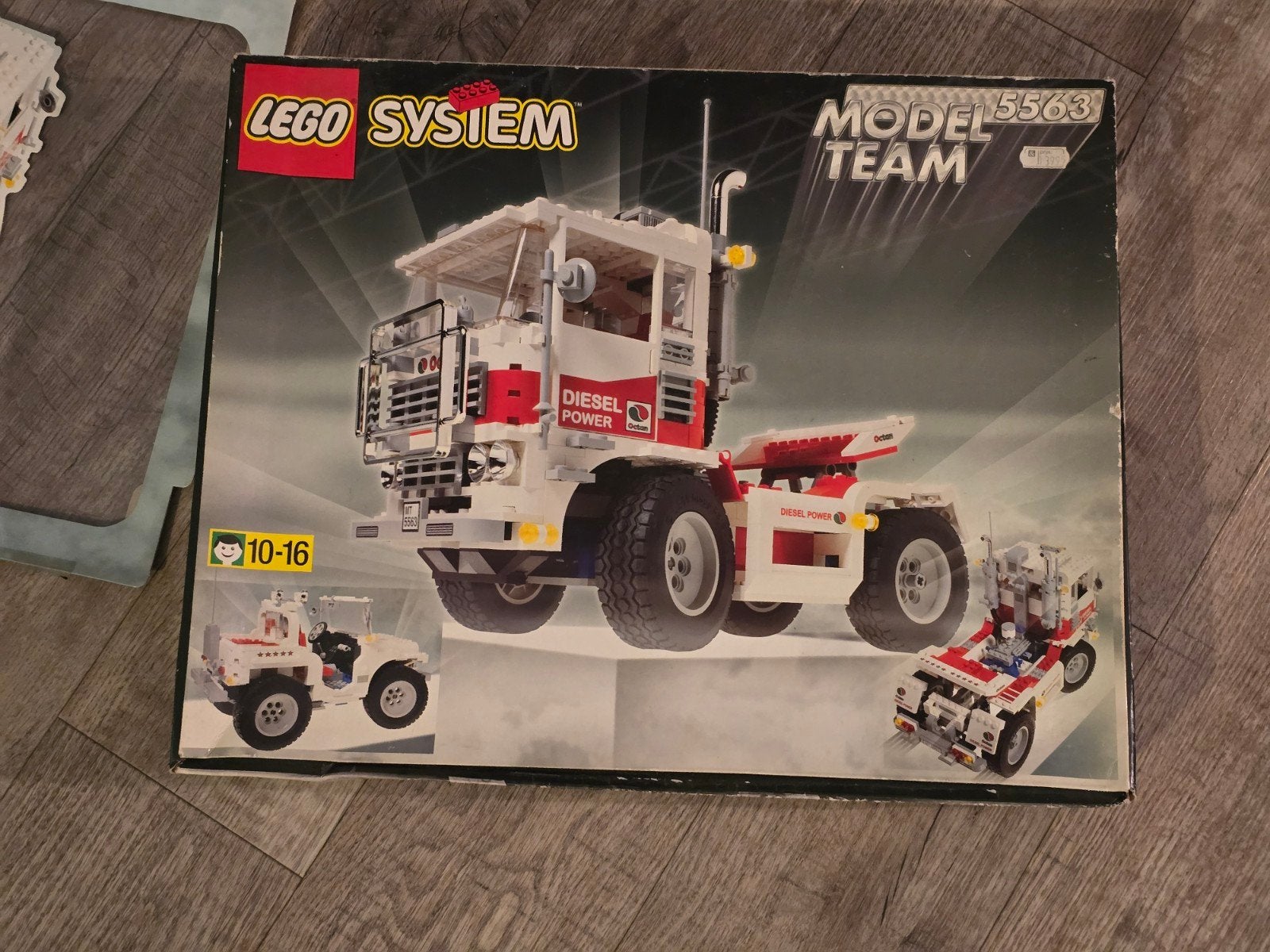 Lege doos en boekje model team  Lego 5563, Ophalen of Verzenden