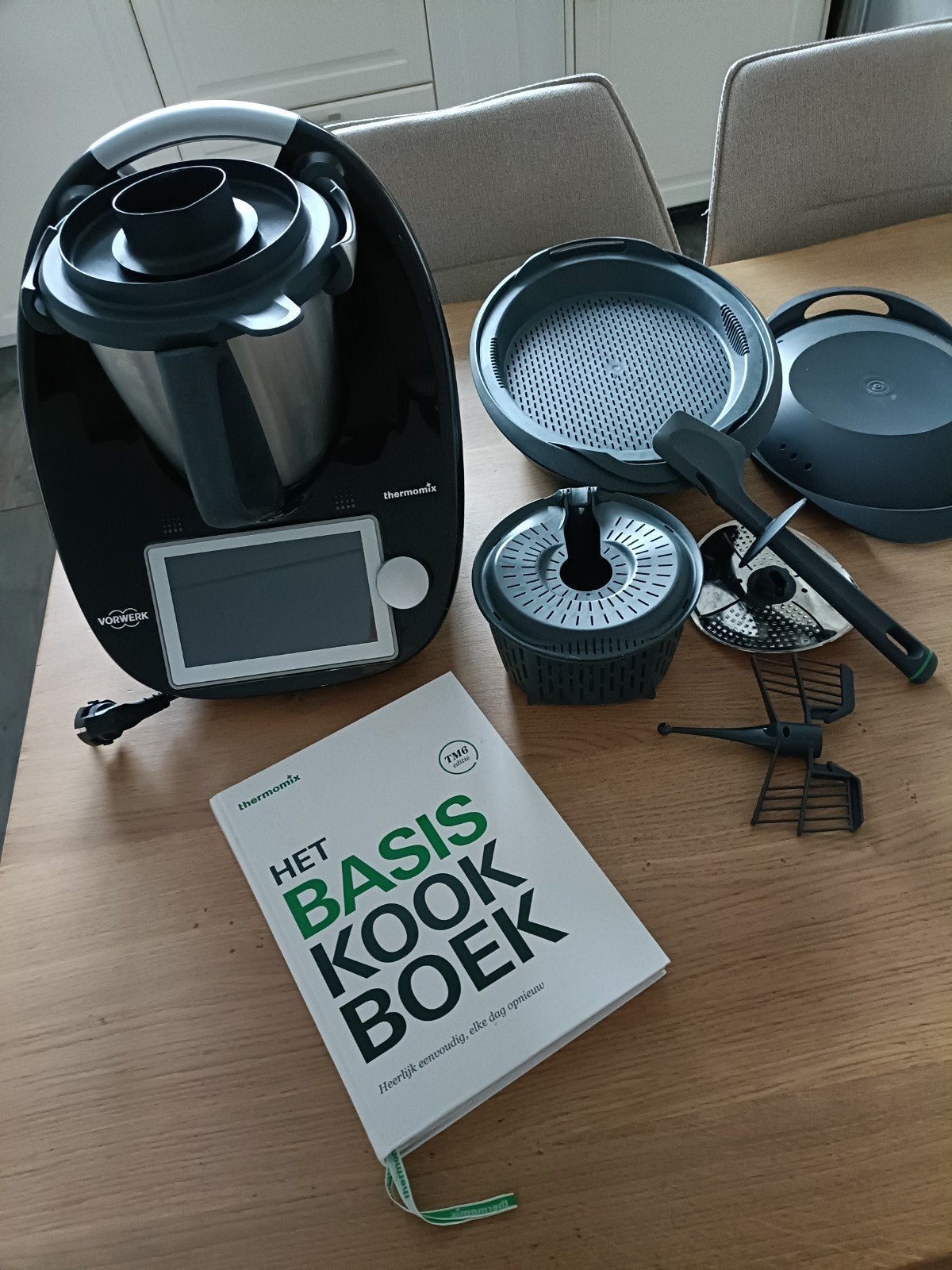 Thermomix TM6 met accessoires en kookboek, Ophalen, 3 snelheden of meer, Zo goed als nieuw, 2 tot 3 liter