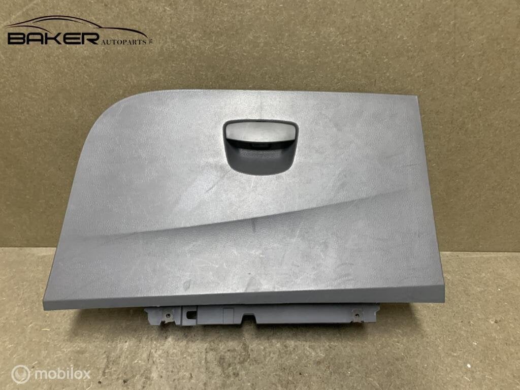 Dashboardkastje Seat Ibiza 6J ('08-'17) 6J1857103, Gebruikt, Ophalen of Verzenden, Seat, Seat