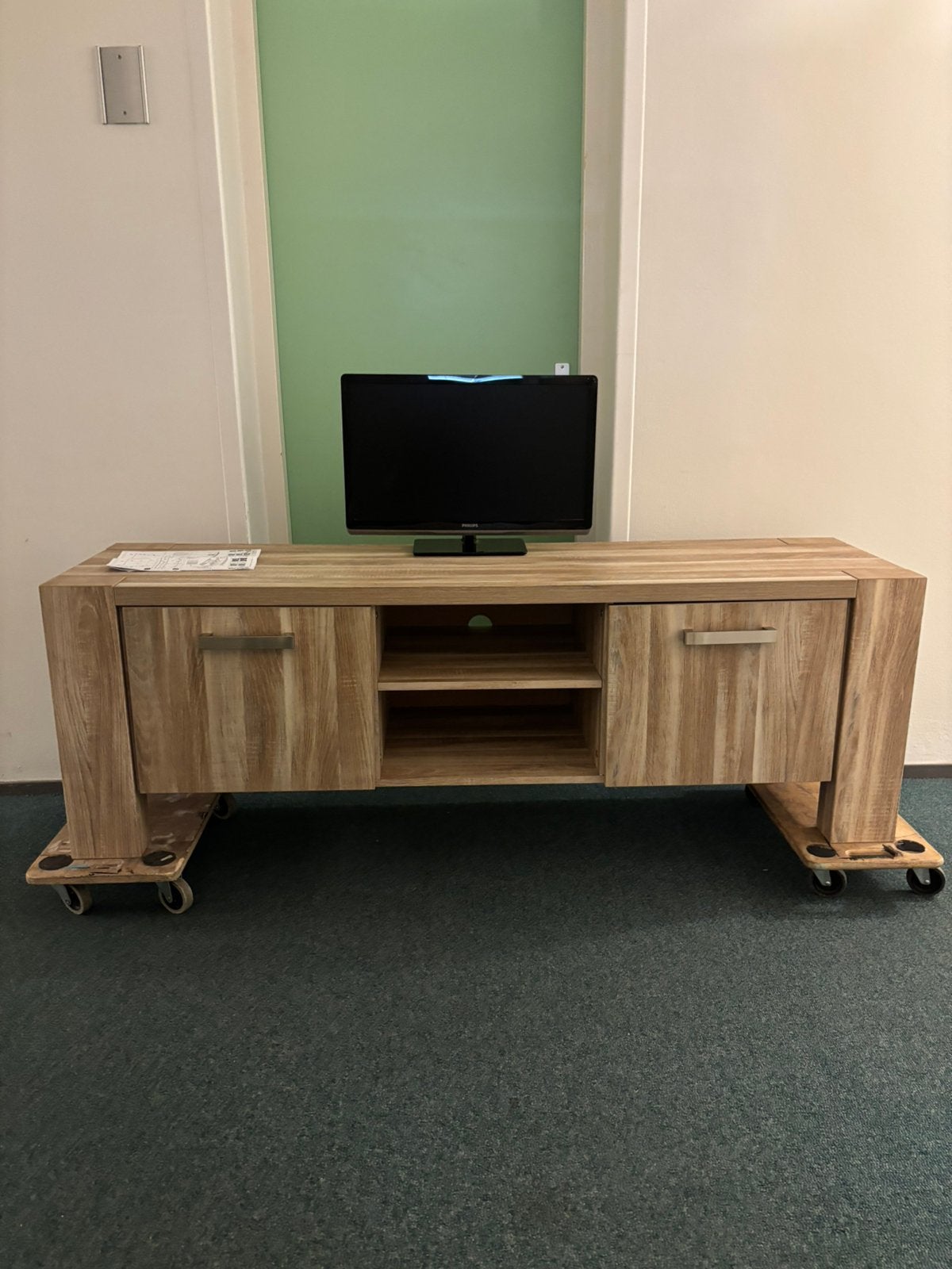 T.v meubel  Chantal, Ophalen, 150 tot 200 cm, Zo goed als nieuw, Minder dan 100 cm