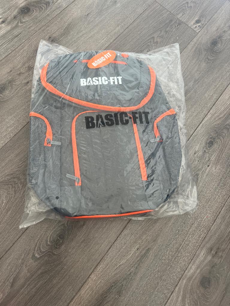 Basic fit rugtas, Sieraden, Tassen en Uiterlijk, Tassen | Rugtassen, Ophalen of Verzenden, Nieuw, Overige merken, 45 tot 60 cm