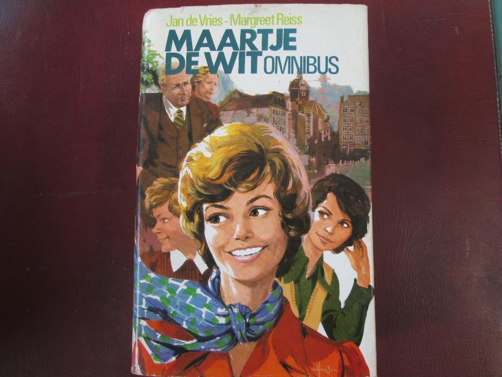 Maartje de Wit-Omnibus, door Jan de Vries & Margreet Reiss, Ophalen of Verzenden, Gelezen, Nederland