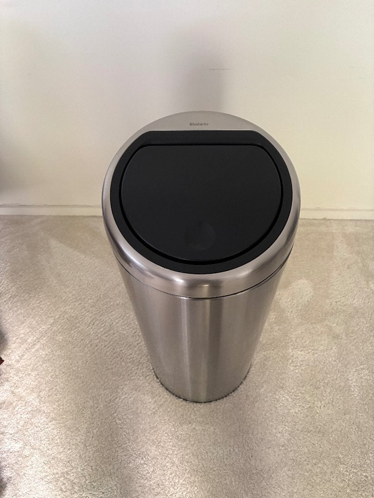 Brabantia Touch Bin 30 liter RVS Fingerprint Proof, Huis en Inrichting, Woonaccessoires | Prullenbakken, Ophalen, 50 – 75, Rvs
