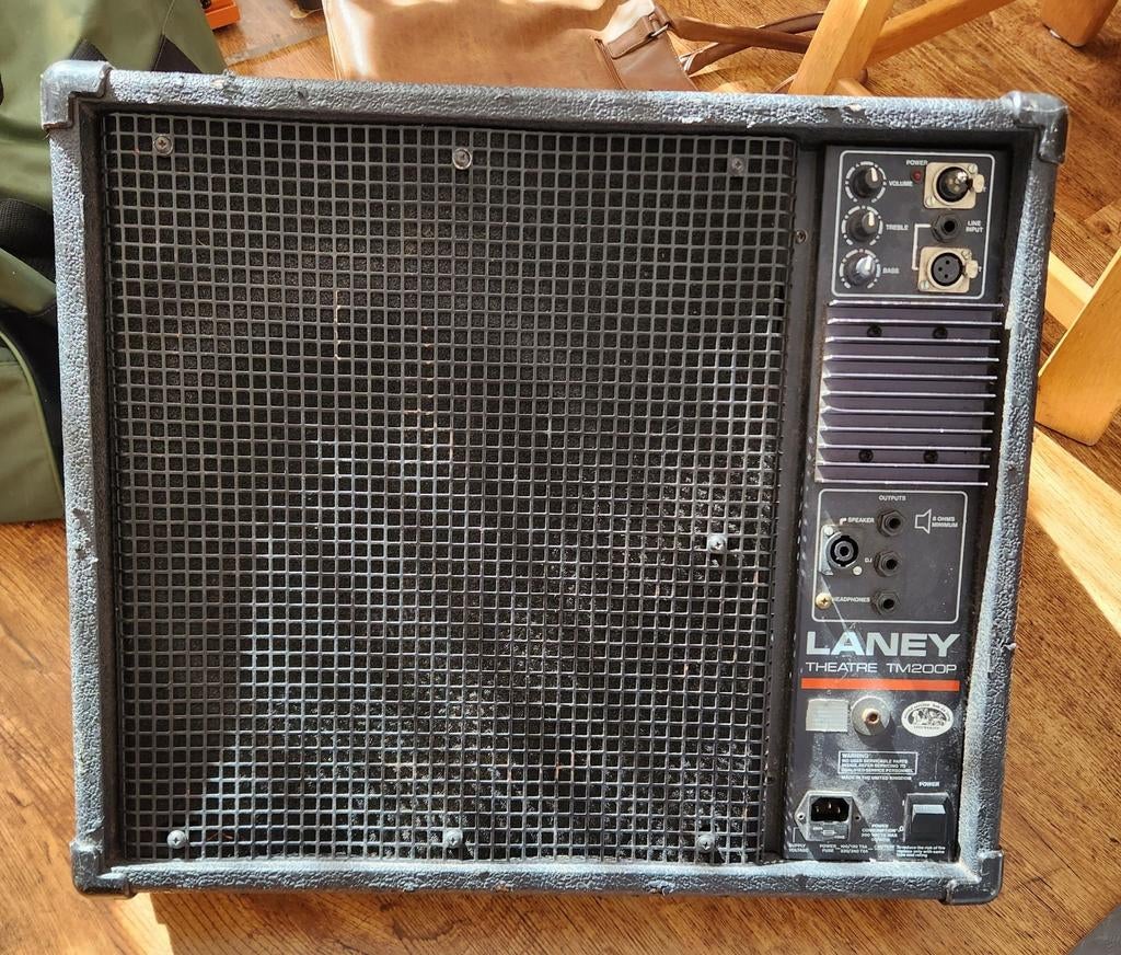 Laney Theatre TMP200p actieve en passieve monitoren set, Ophalen