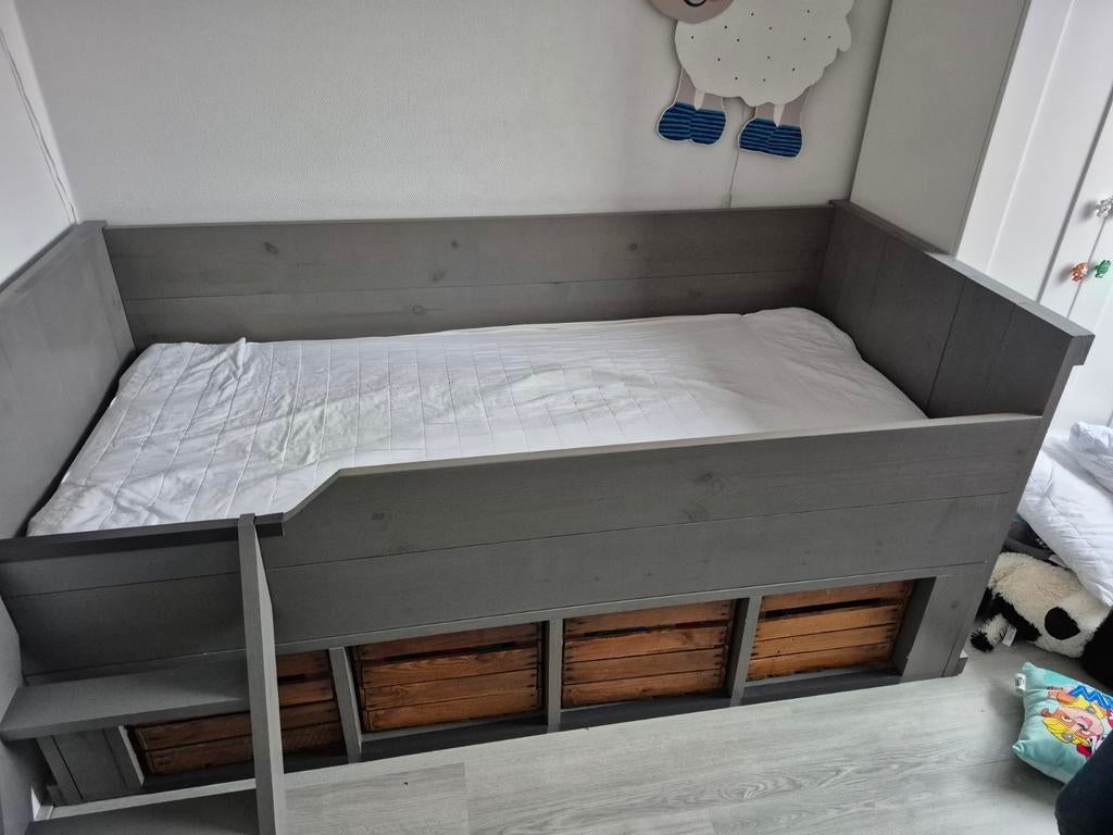 Rockwood bed japer, Ophalen, 85 tot 100 cm, Zo goed als nieuw, Matras