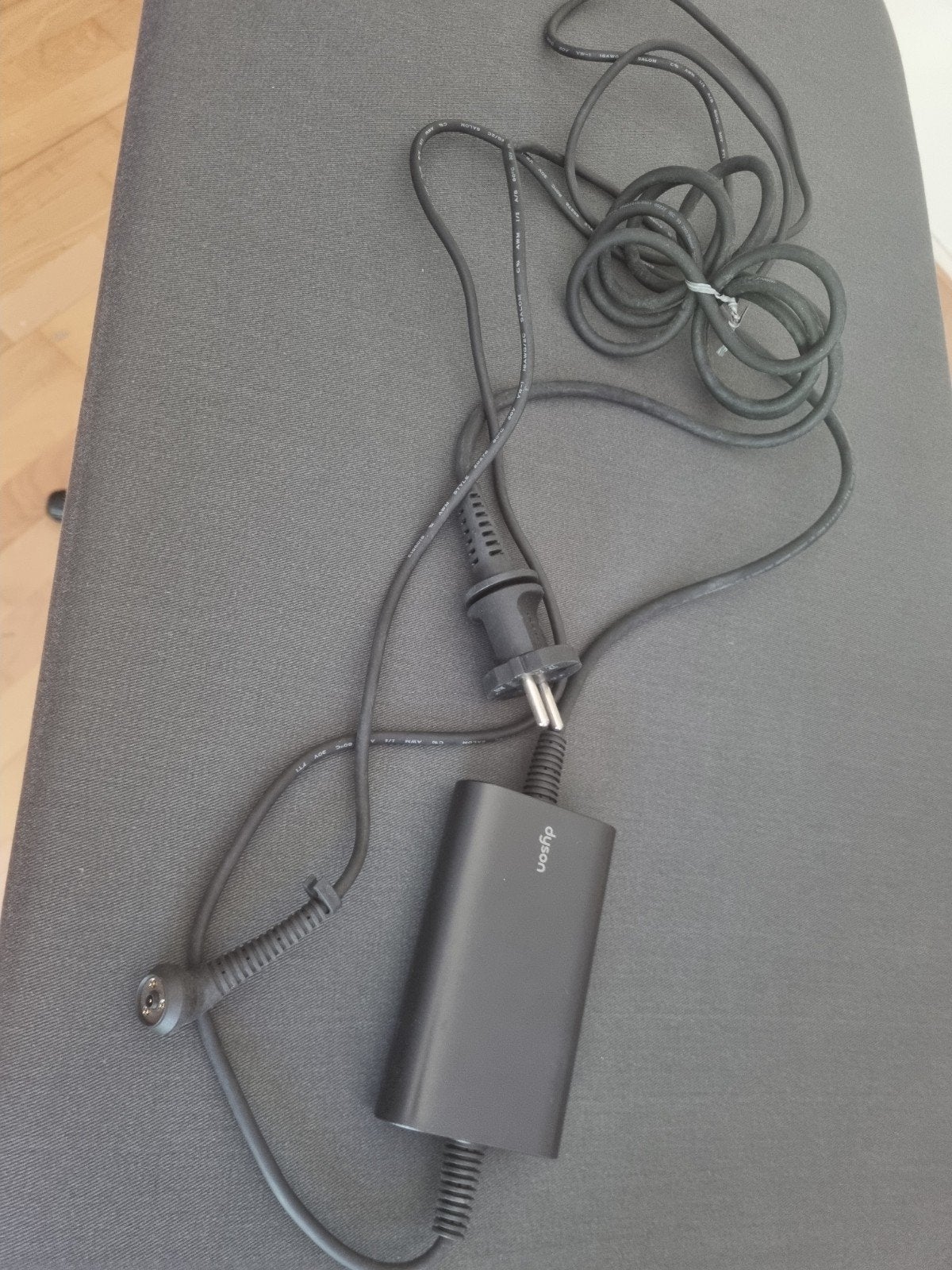 Dyson AC/DC Voeding Adapter 372458-05 (64.7W), Ophalen, Gebruikt