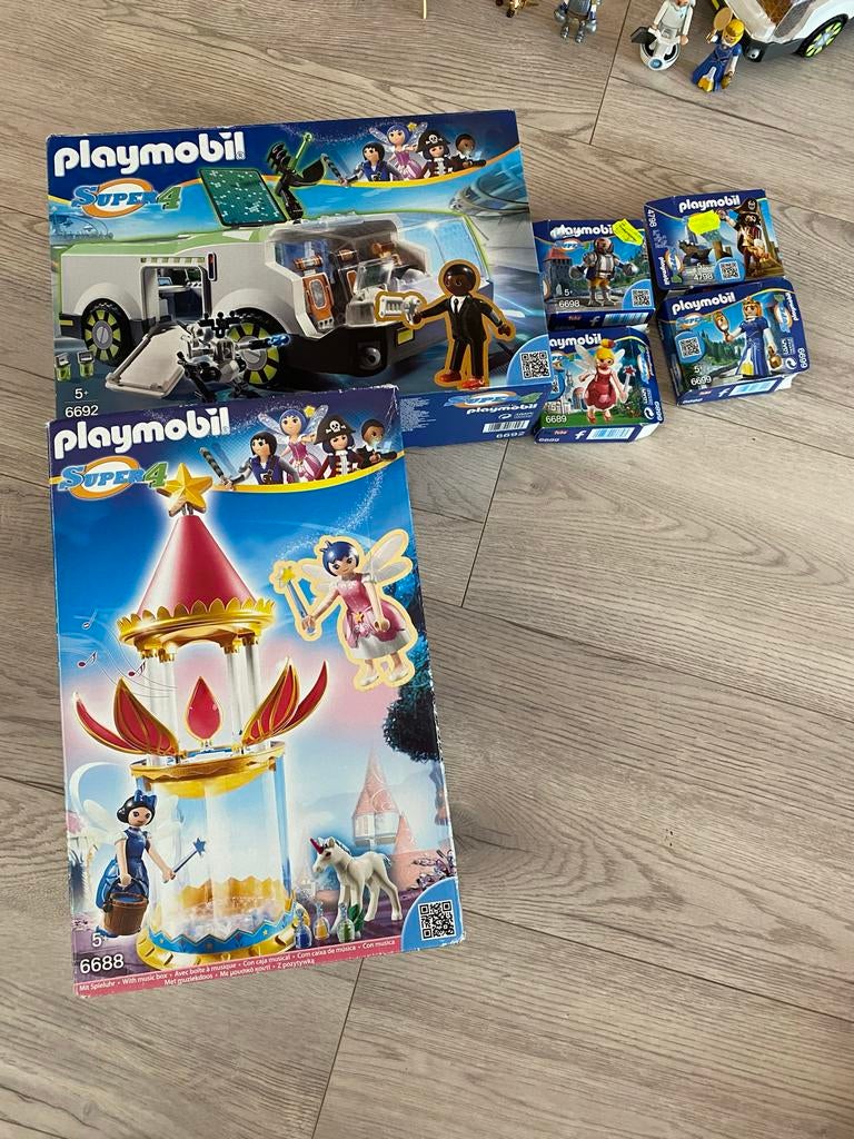 Playmobil Super 4 sets  en meer ! 6692, 6688,6698, 6699,4798, Kinderen en Baby's, Speelgoed | Playmobil, Gebruikt, Complete set