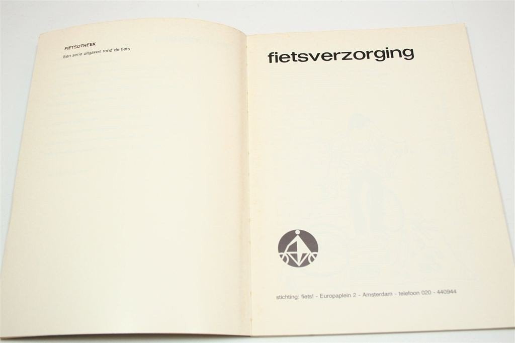 Fietsverzorging — Vintage Boek Onderhoud & Reparaties 1977, Boeken, Ophalen of Verzenden, Gelezen, Overige onderwerpen