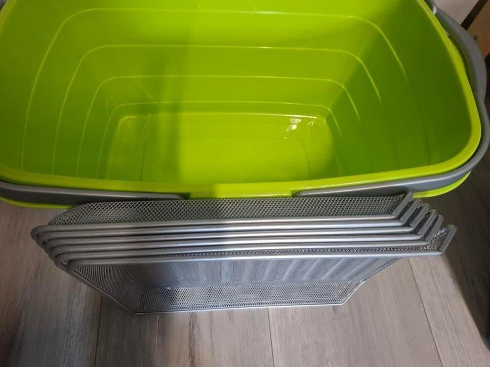 Metalen rekjes,  en nog meer dingen en prullenbak, Ophalen of Verzenden