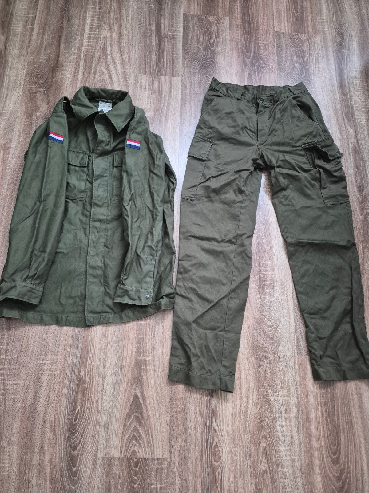 KL nl leger gevechtstenue, Verzamelen, Ophalen of Verzenden, Landmacht, Nederland, Kleding of Schoenen