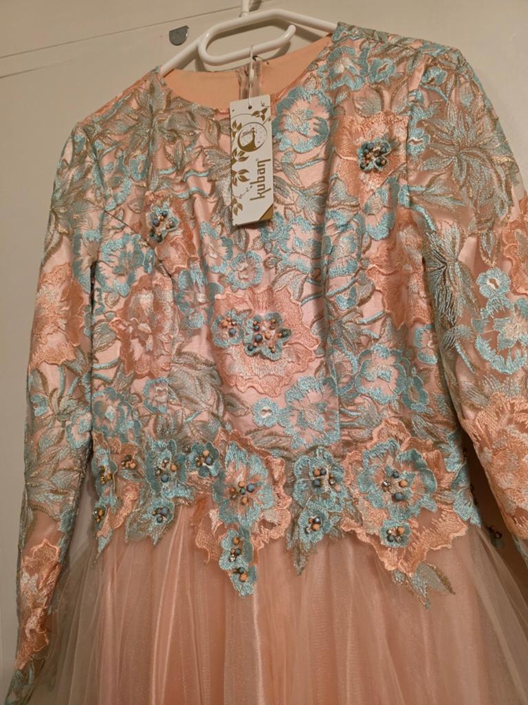Twee mooie galajurken, Kleding | Dames, Gelegenheidskleding, Ophalen of Verzenden, Zo goed als nieuw