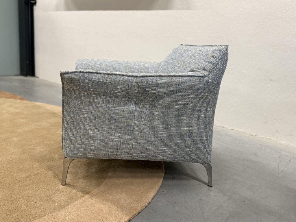 Nieuw Leolux Mayon Fauteuil blauw stof design stoel, Leolux, Info@leolux.nl, Minder dan 75 cm, Nieuw