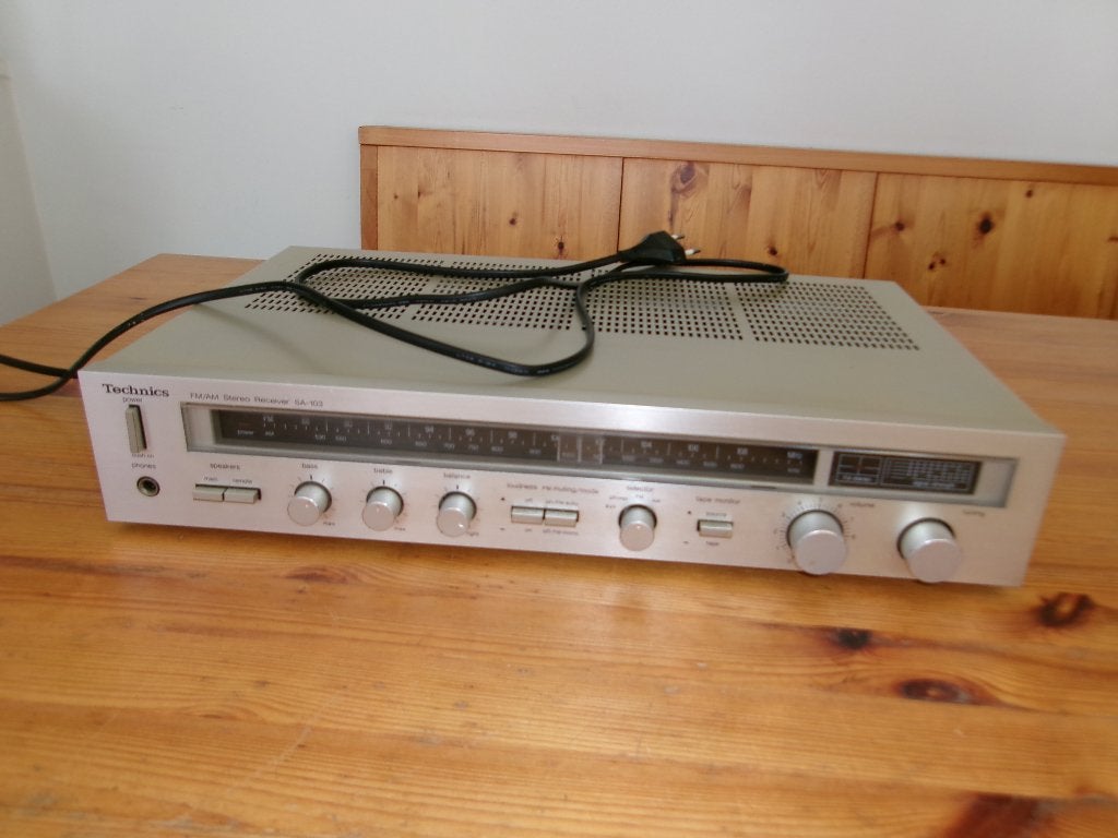 Technics Stereo Receiver SA-103, Overige merken, Gebruikt, Ophalen of Verzenden, 120 watt of meer