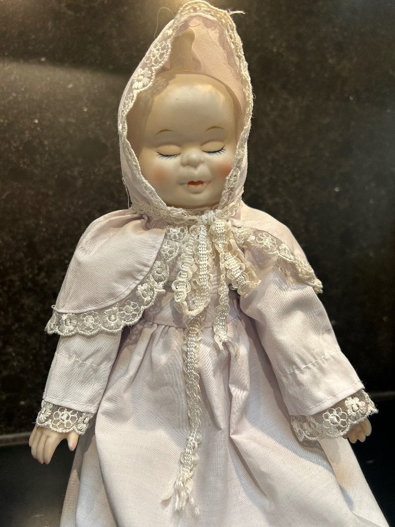 Antieke porseleinen babypop met verschillende gezichtjes, Verzamelen, Poppen, Ophalen of Verzenden, Gebruikt, Babypop, Levensecht of Reborn