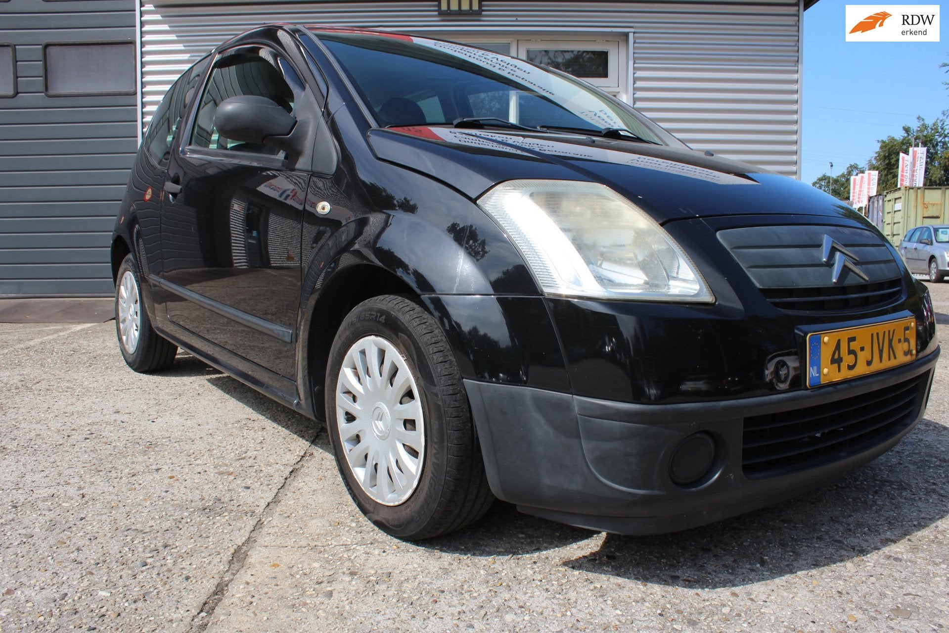 Citroen C2 1.1i Séduction, nw Apk, Rijdt en schakelt goed., Voorwielaandrijving, Gebruikt, 4 cilinders, Zwart