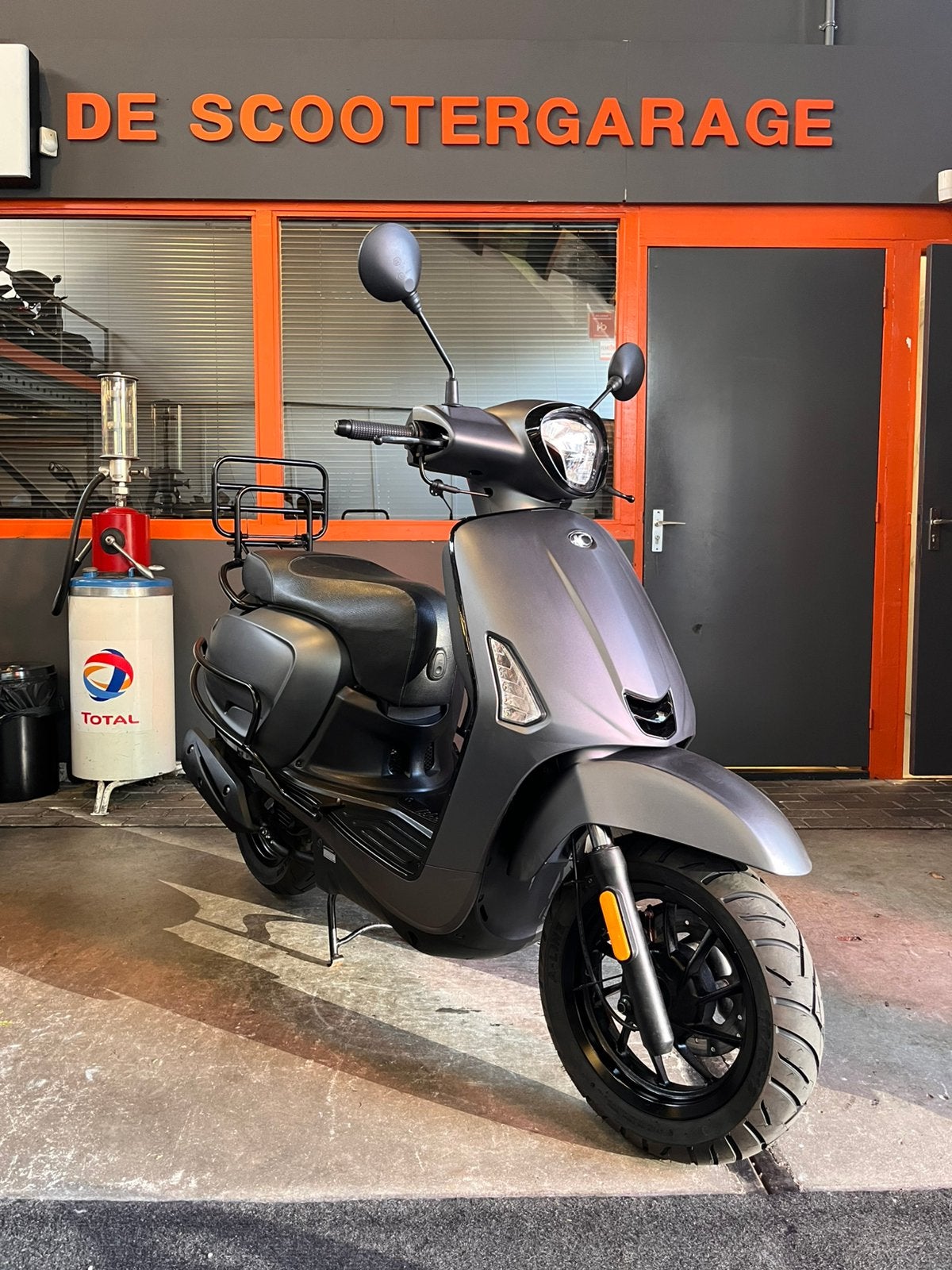 Kymco new like brom 45km 2021, Fietsen en Brommers, Scooters | Kymco, Gebruikt, Kymco, Maximaal 45 km/u, Like