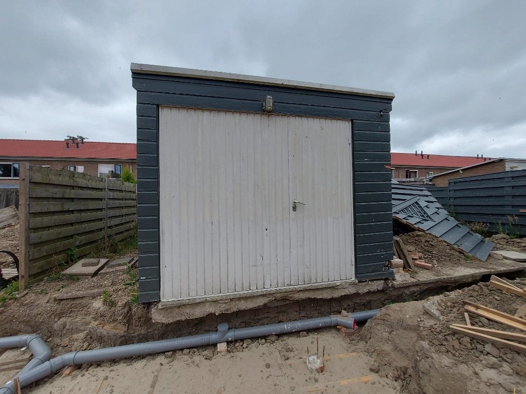Te Koop gebruikte elektrische garage deur, Ophalen, Gebruikt, Garagedeur, Metaal