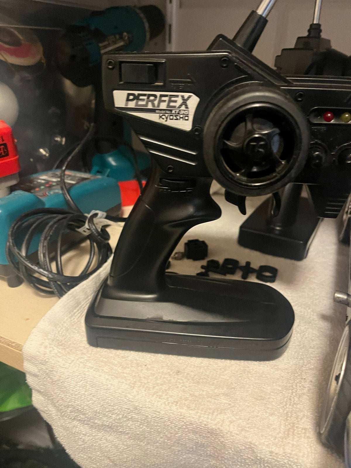 Kyosho PureTen GP 4WD Fazer RC Auto met Nitro Motor 2 Stuks, Ophalen, Gebruikt, Schaal 1:10, Auto onroad
