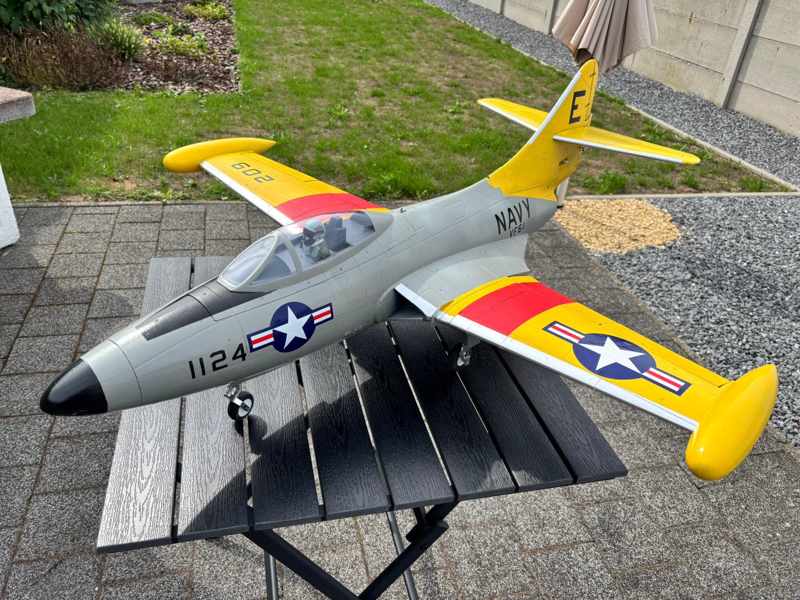 Freewing Panther, Ophalen, Nieuw