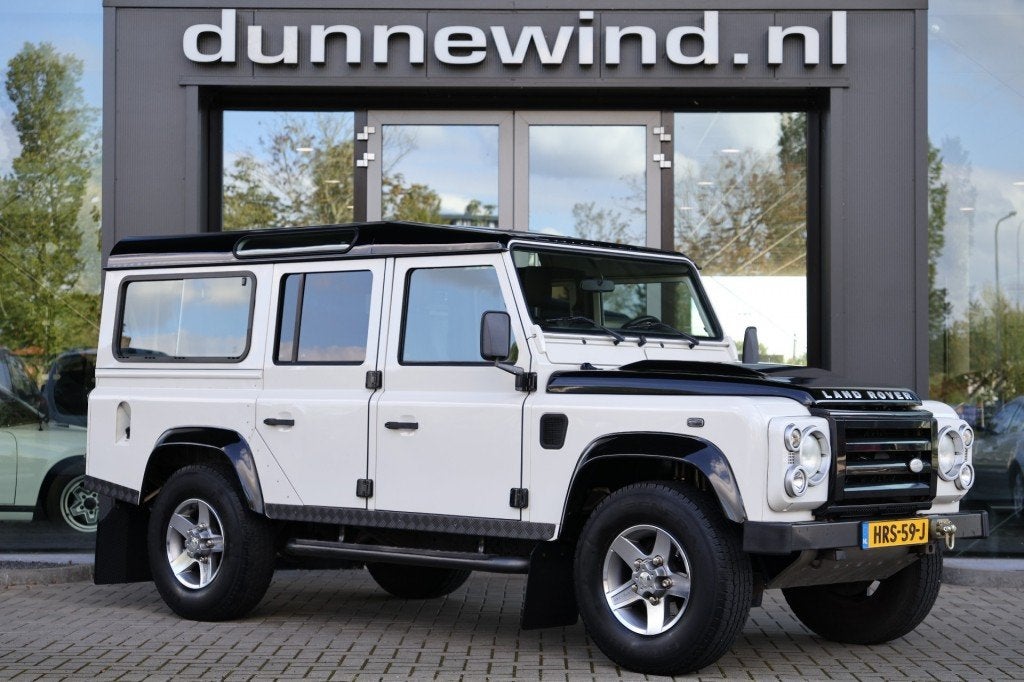 Land rover DEFENDER 2.4 TD 110 ICE Limited Editon, Auto's, Gebruikt, 4 cilinders, Met garantie (alle), Wit
