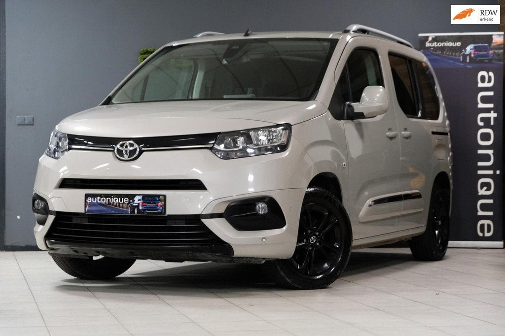 Toyota PROACE CITY VERSO 1.2 Turbo *PANORAMADAK* 5 Persoons, Auto's, Toyota, Voorwielaandrijving, Stof, Bedrijf, Handgeschakeld