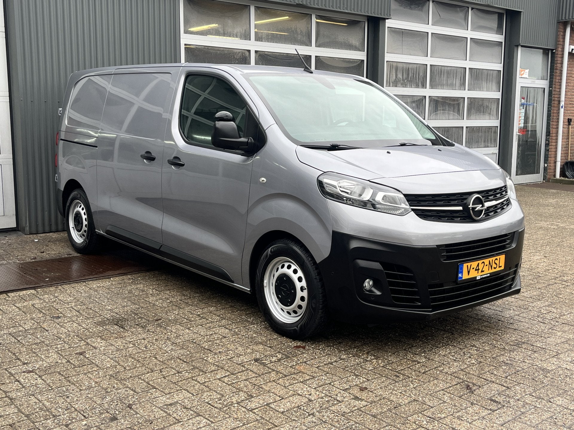 Opel Vivaro 1.5 CDTI L2H1 Marge BTW en BPM vrij! Airco Cruis, Auto's, Voorwielaandrijving, Stof, Gebruikt, 4 cilinders