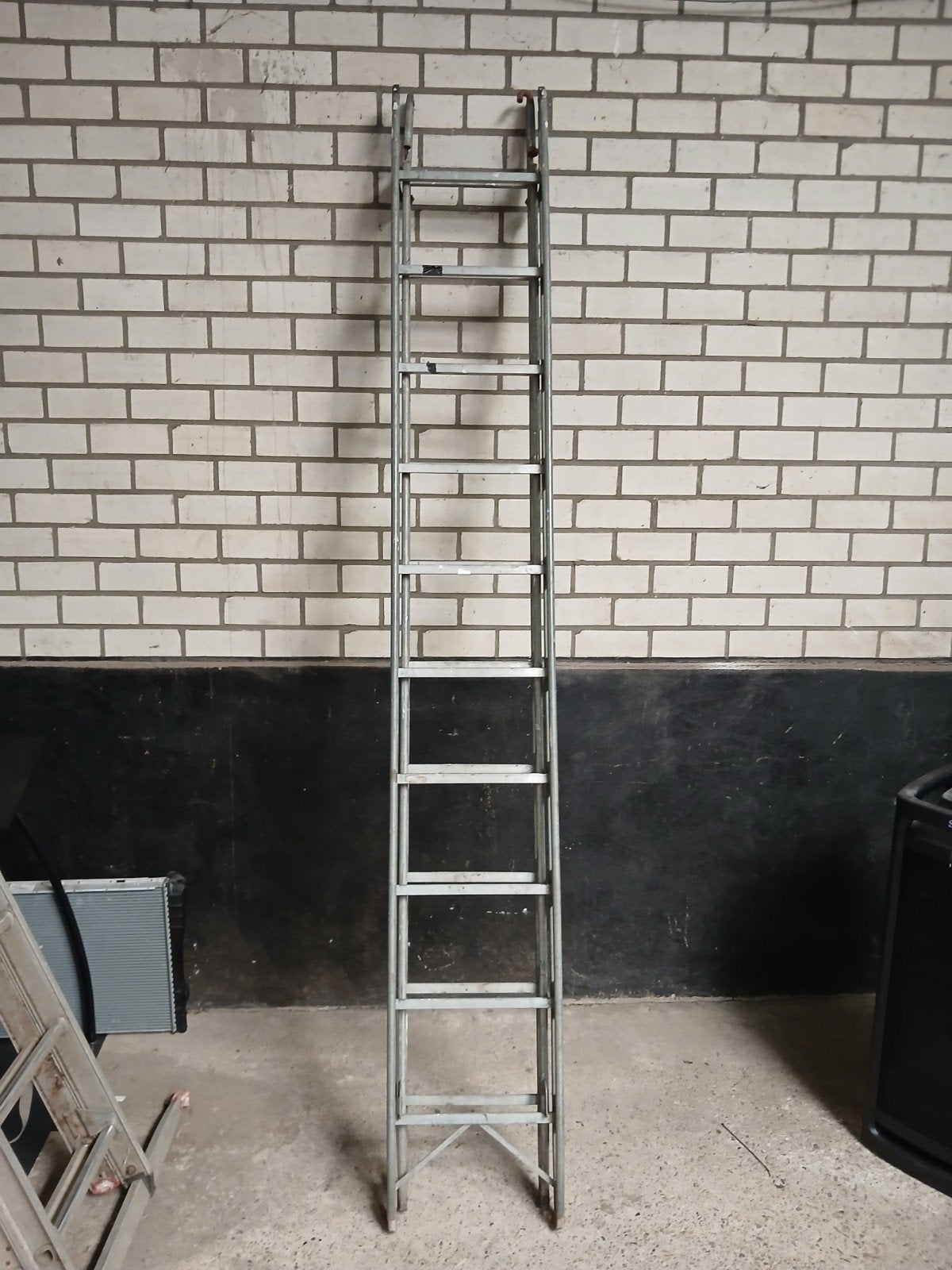 Uitschuifbare ladder - Handig en compact, Ophalen, Gebruikt, Ladder, 4 meter of meer