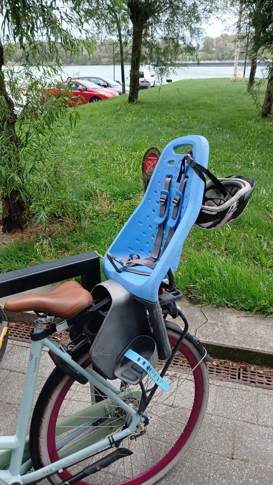 Yepp kinderstoel, gebruikt, max 25 kg, met adapter, Ophalen, Gebruikt, 15 t/m 25 kg, Yepp