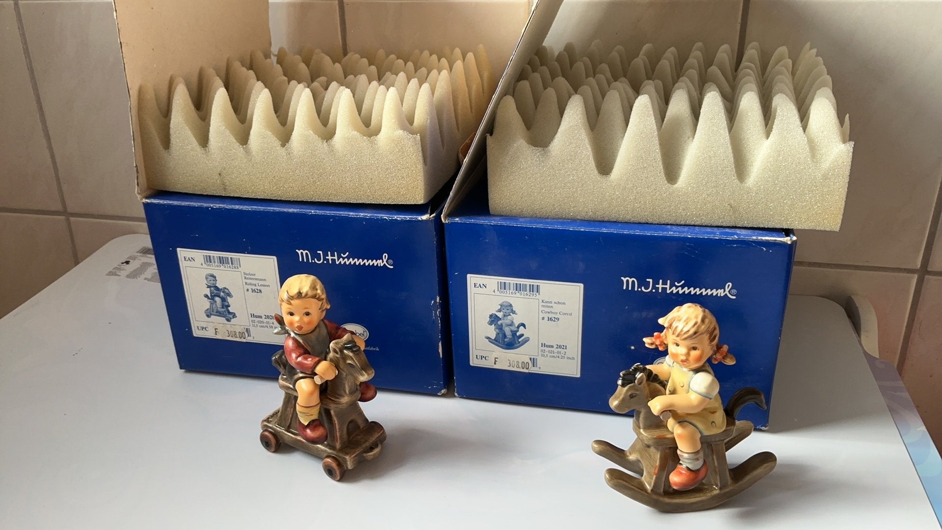 MJ Hummel nr:2021/2020, Verzamelen, Ophalen of Verzenden, Zo goed als nieuw, Hummel