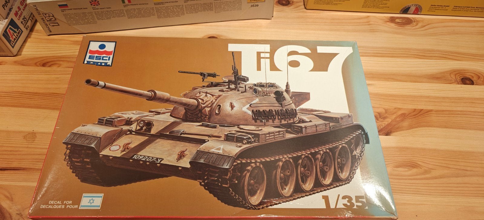 ESCI T-67 Tank Modelbouwkit 1/35 - Nieuw in doos, Overige merken, Tank, 1:32 tot 1:50, Nieuw