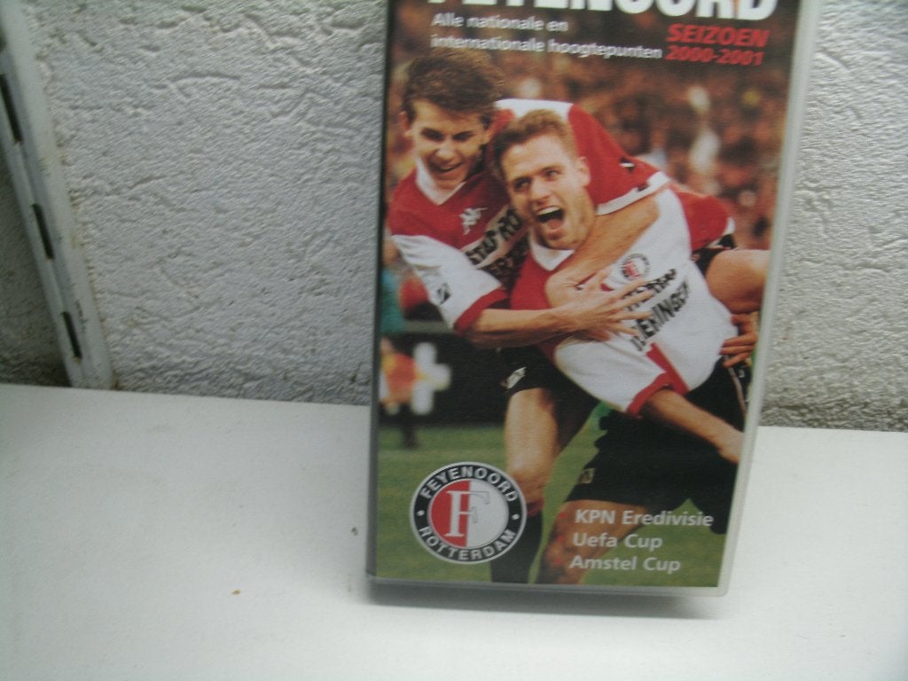 vhs 107b feyenoord seizoen 2000-2001, Alle leeftijden, Ophalen of Verzenden, Zo goed als nieuw, Overige typen