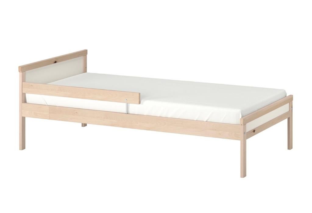 2 ikea kinderbedden, Ophalen, 70 tot 85 cm, Zo goed als nieuw, Matras