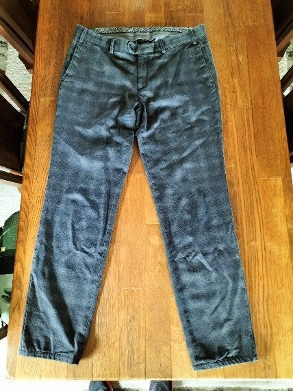 Nog hele mooie HILTL herenbroek maat 52 !, Kleding | Heren, Broeken en Pantalons, Verzenden, Grijs, Gedragen, Maat 52/54 (L)