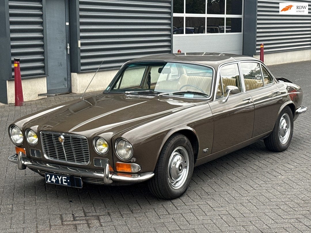 Jaguar XJ6 4,2, Auto's, Achterwielaandrijving, Gebruikt, Beige, Bruin