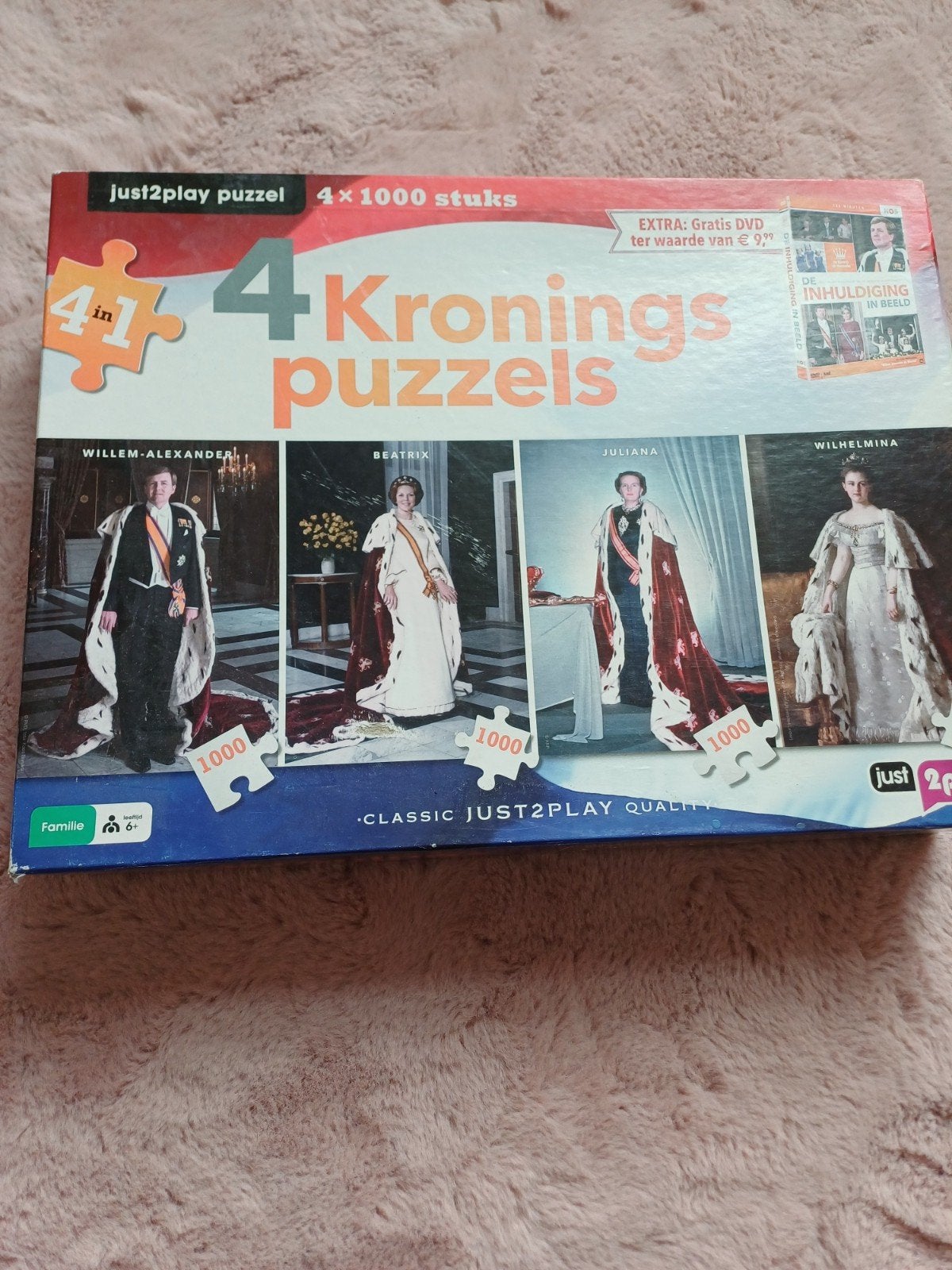 4 Krooningspuzzels van het koningshuis - 1000 stukjes, Ophalen of Verzenden, 500 t/m 1500 stukjes, Gebruikt, Legpuzzel