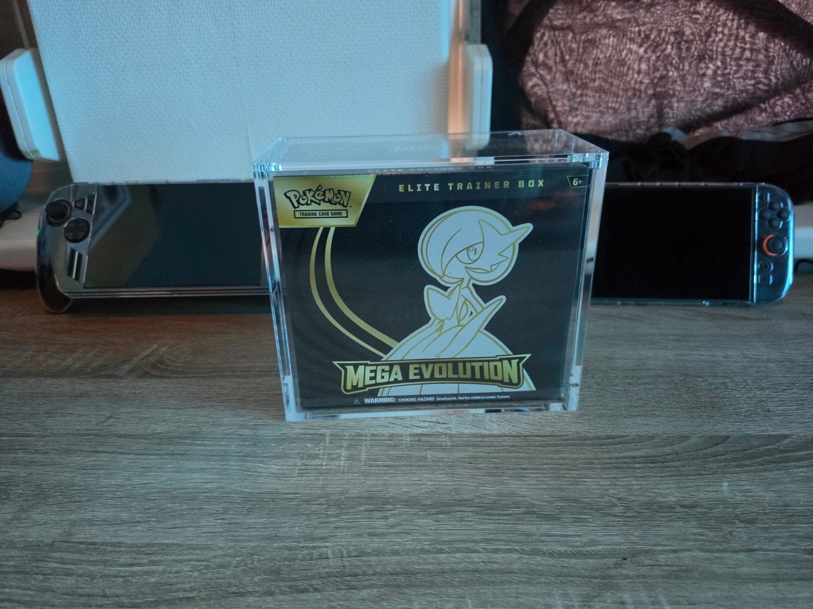 Pokémon Mega Evolution Elite Trainer Box Gardevoir, Ophalen of Verzenden, Zo goed als nieuw, Boosterbox