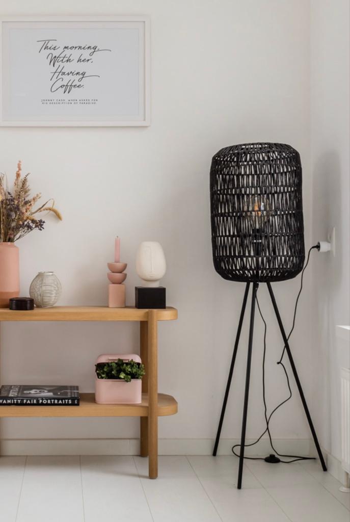 Prachtige vloerlamp Kwantum type Rami, Huis en Inrichting, Lampen | Vloerlampen, Ophalen, Zo goed als nieuw, 150 tot 200 cm